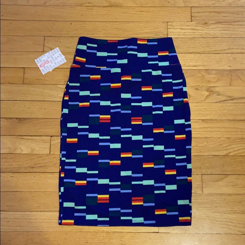 2 for $8 NWT LuLaRoe Cassie skirt size small